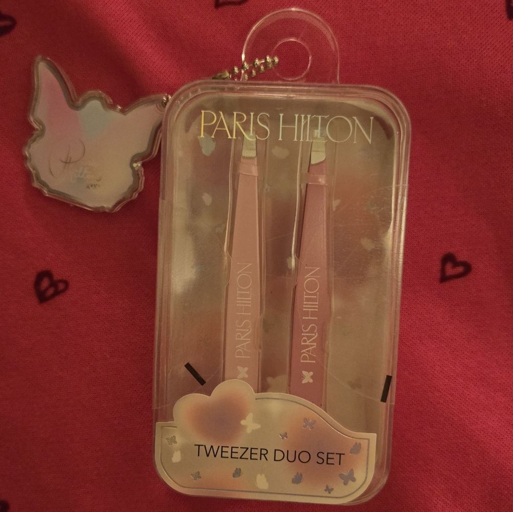 Paris Hilton Pink Tweezer Duo Set